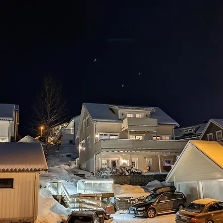 شقة Loftsleilighet,havutsikt,balkong,gratis Parkering ترومسو