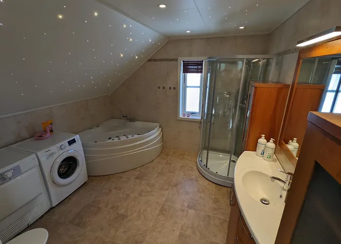 Loftsleilighet,havutsikt,balkong,gratis Parkering Appartement