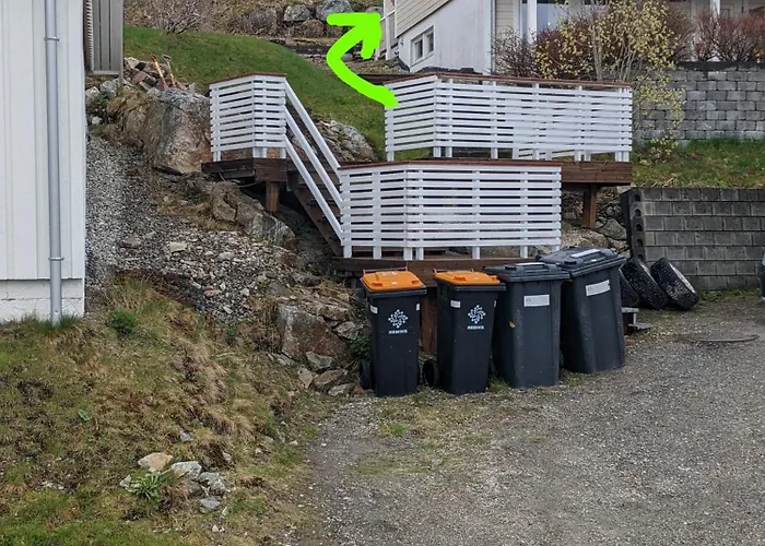 Loftsleilighet,havutsikt,balkong,gratis Parkering Appartement *
